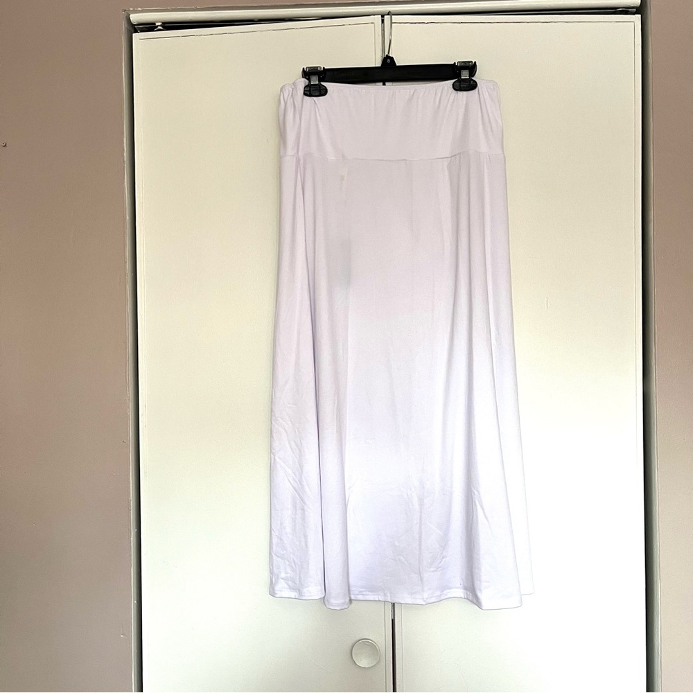 24/7 Comfort Apparel White Maxi Skirt